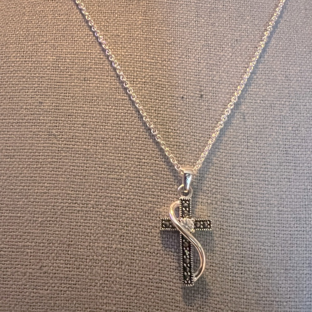 Sale MC Thai Sterling Silver CZ Crystal Cross